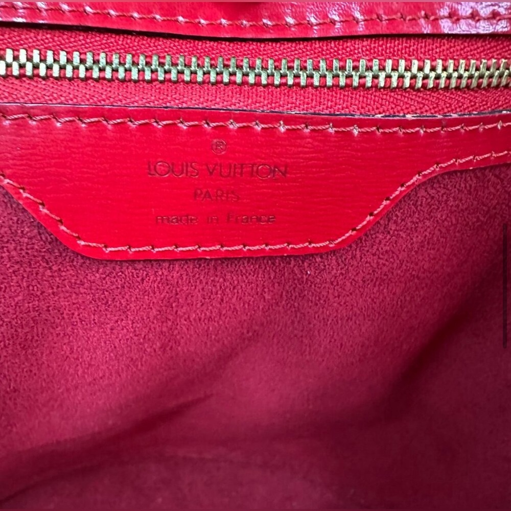 Authentic Louis Vuitton Leather Epi Saint
Jacques GM LargeSatchel EUCw/ dust bag - Picture 5 of 11